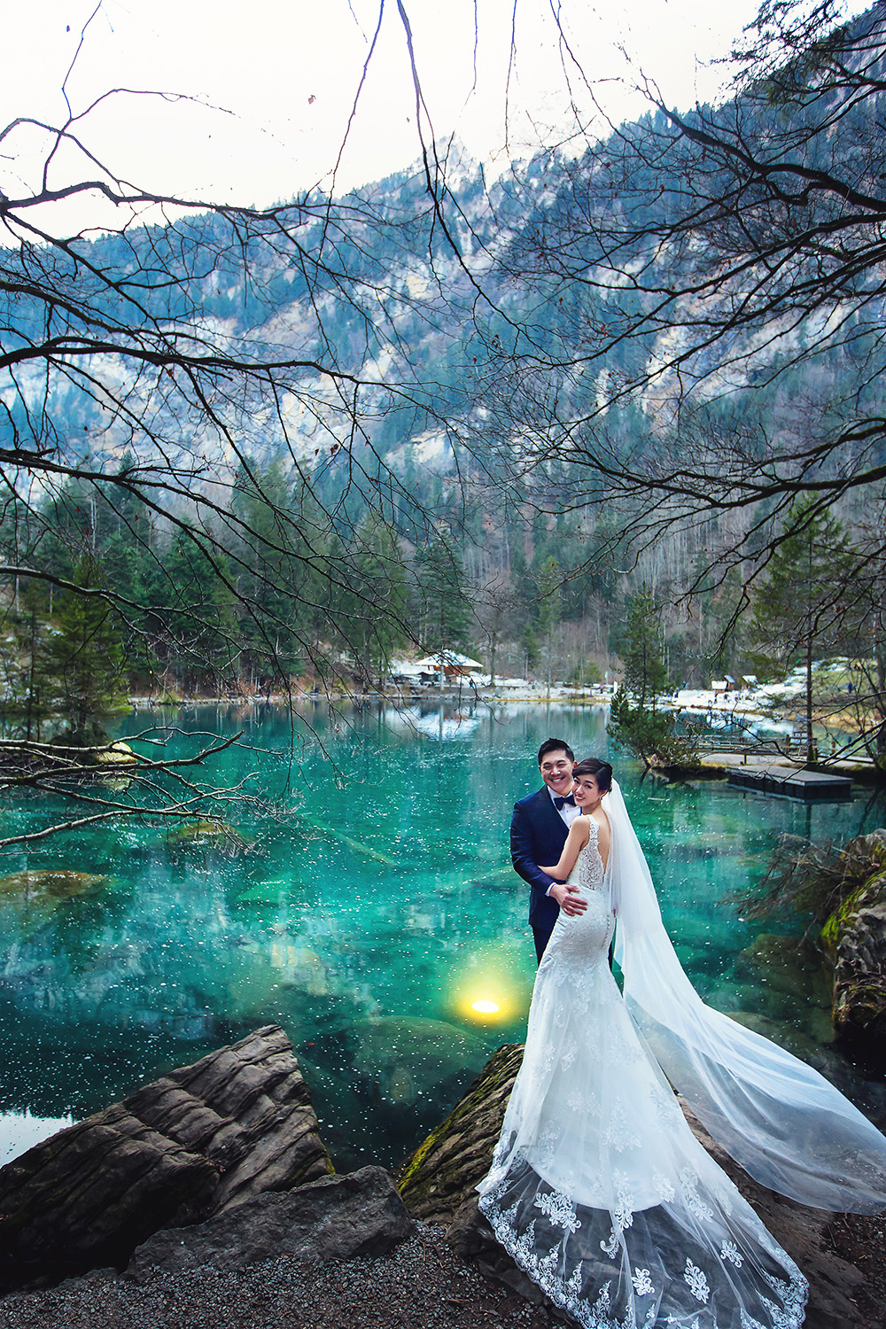 switzerland pre wedding in blue lake blausee